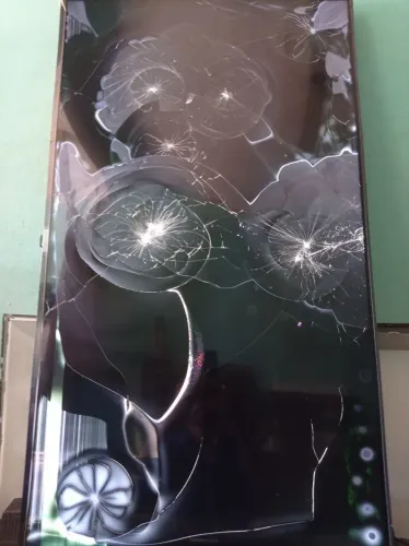 TV 50 polegadas LG com tela danificada - para retirada de peças