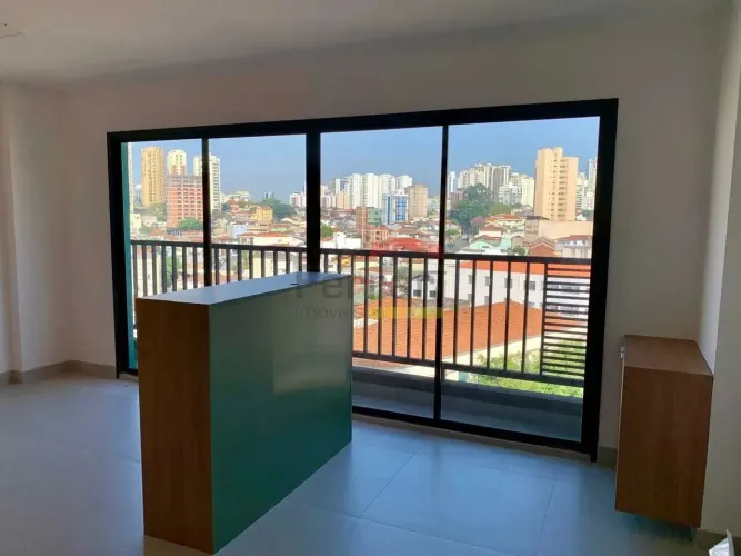 Studio de 30M2 com 1 dormitório e varanda à venda Jardim São Paulo a 200M do Metrô.