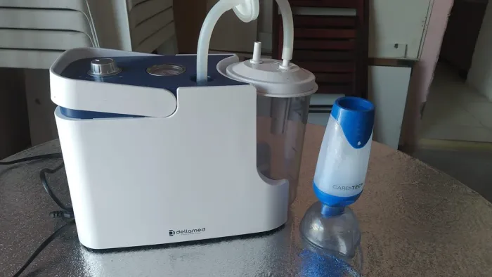 Aspirador de secreção e fluidos + inalador portátil