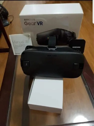 Óculos de Realidade Virtual Samsung Gear VR - SM-R323