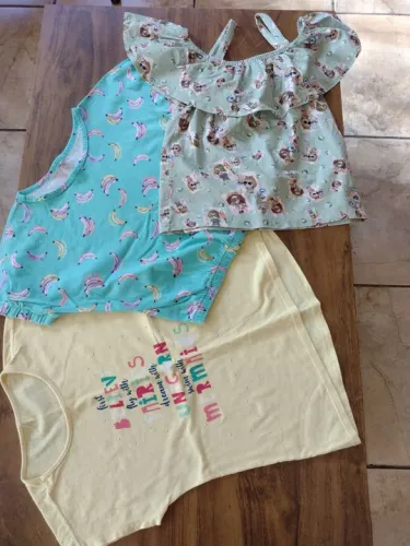 3 Blusas Infantis - Tamanho 10
