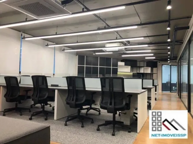 COMPRA COM RENDA GARANTIDA. CONJUNTO COMERCIAL (253,65m²), 4 BANHEIROS, 5 VAGAS. NA REGIÃO