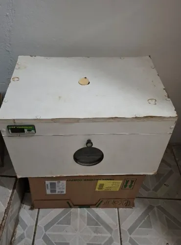 Chocadeira Plantel Automática, 50 ovos