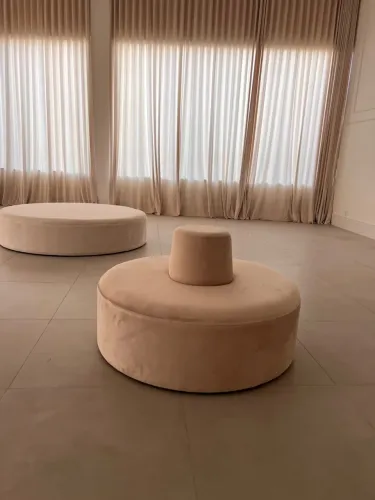 Pufes de grandes tamanhos