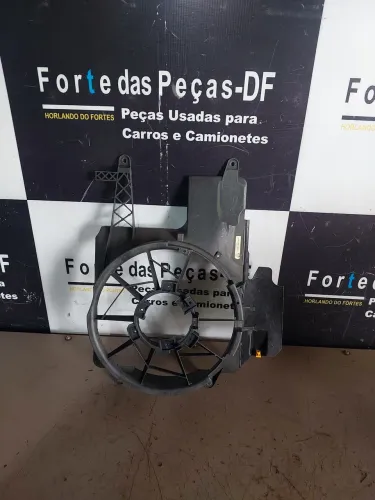 Grade Defletor Da Ventoinha Do Radiador Do Gol Saveiro Parati G4 1.0