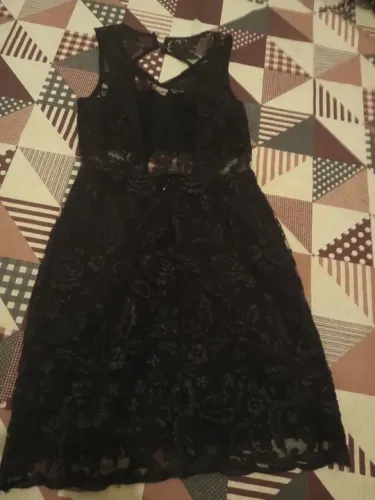 Lindo vestido rendbook novinho número 36