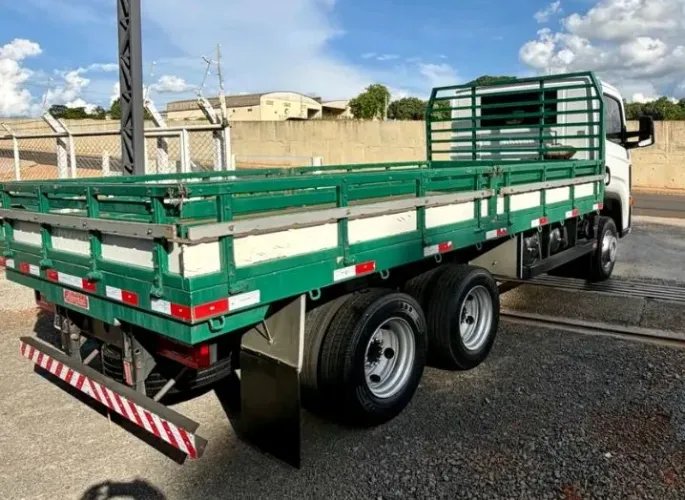 Carroceria caminhão 3/4
