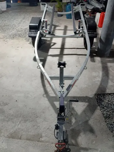 Carretinha rodoviária para jet ski