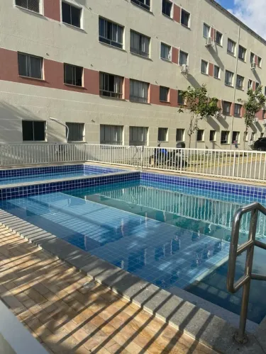 Excelente Apt 3Qts (2 WCs) em Pau Amarelo | Água e Gás Inclusos |Espaçoso e bem localizado
