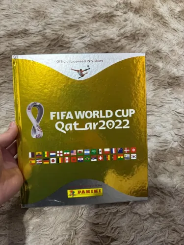 Álbum Copa do Mundo 2022 Capa Dura Dourada (COMPLETO)