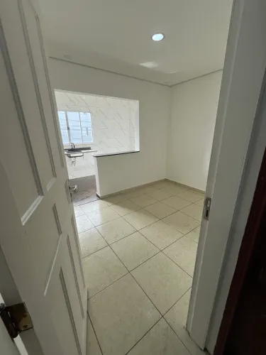 Alugo apartamento em Praia Grande