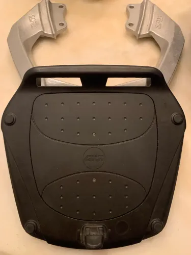 Baú Givi, suporte do baú fazer 250