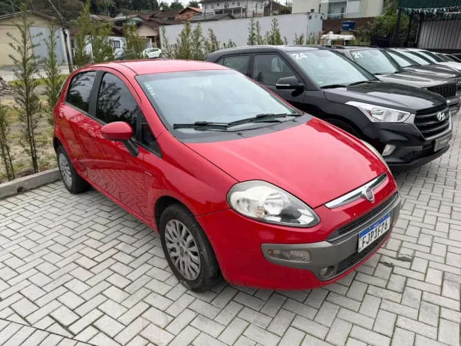 Fiat Punto Essence 1.6 Flex 16V 5P 2014