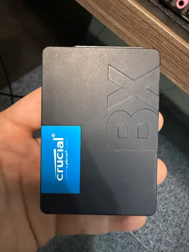 Ssd 1tb crucial absurdamente novo