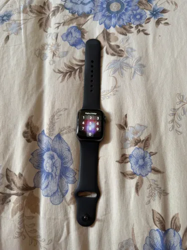 Apple Watch series 5 40mm
