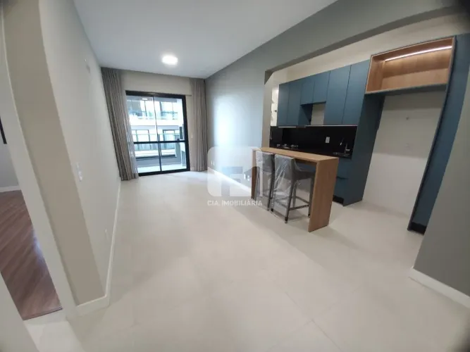 Apartamento de 1 quarto semi mobiliado no Centro