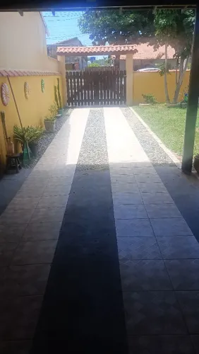 Casa pé na área