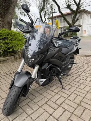 DOMINAR 400