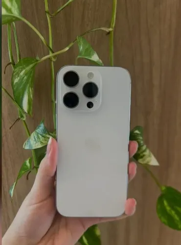 iPhone 16 Pro Branco 128 GB 6 meses de garantia