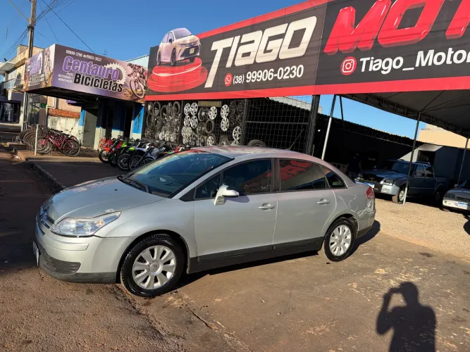 Citroen C4 Pallas GLX 2.0/ 2.0 Flex Aut. 2010