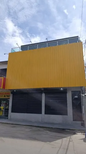 Salas comerciais e residência prédio 