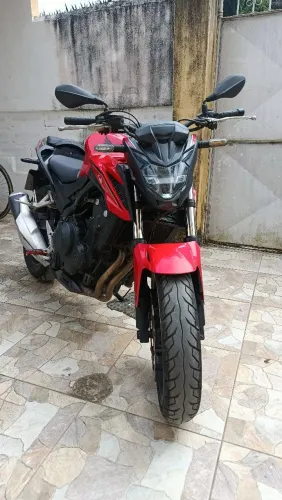 Cb 500 linda e em perfeito estado.