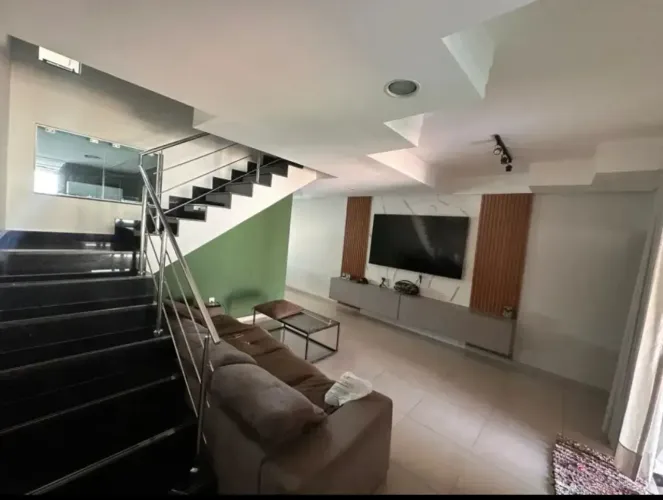 Sobrado 3 quartos JARDIM PRESIDENTE, Goiânia -GO. oportunidade única R$700.000