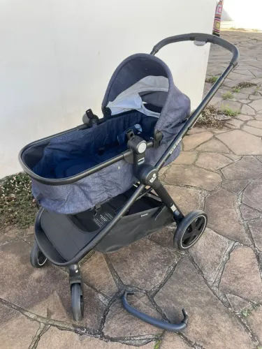 Carrinho de Bebê e Bebê conforto Anna Maxi Cosi