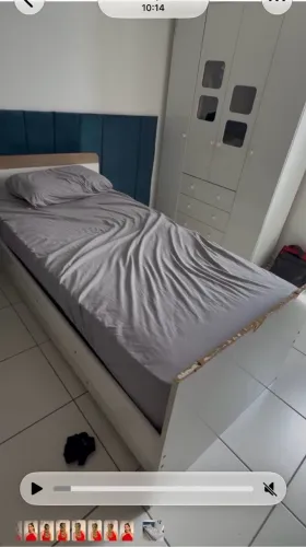 Cama solteiro com auxiliar