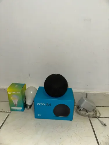 Alexa Echo Dot 4ª Geração e Luz Inteligente