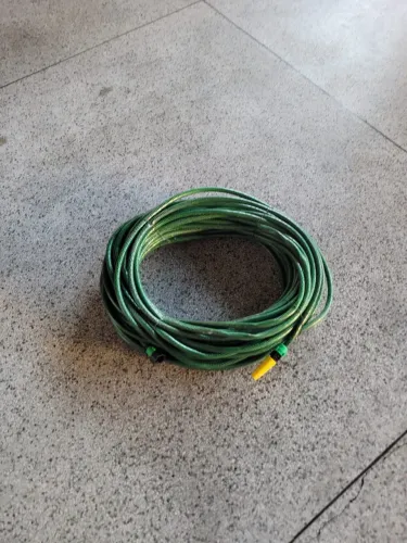 Mangueira De Jardim 50 Metros Reforçada Com Esguicho E Conectores