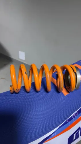 Mola suspensão traseira KTM 350