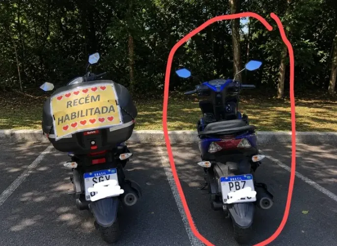 Scooter Yamaha Fluo - foguetinho