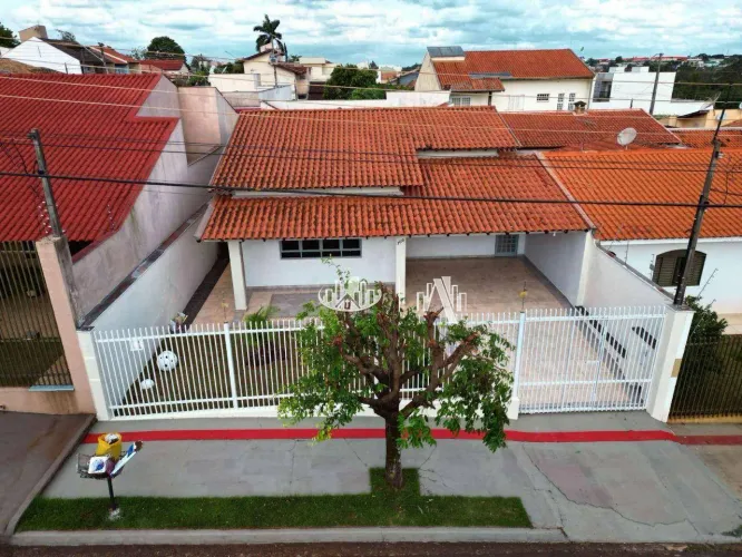 Casa com 3 quartos à venda, 152 m² por R$ 600.000 - Jardim Portal de Itamaracá - Londrina/