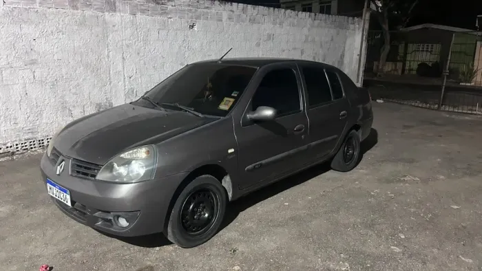 Renault Clio Sed. Expression Hi-flex 1.0 16V 4P 2006