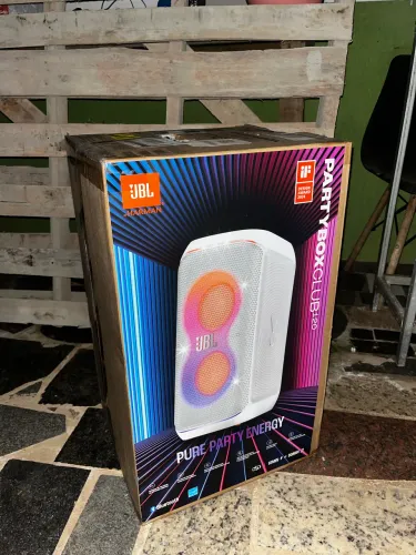 Bombox