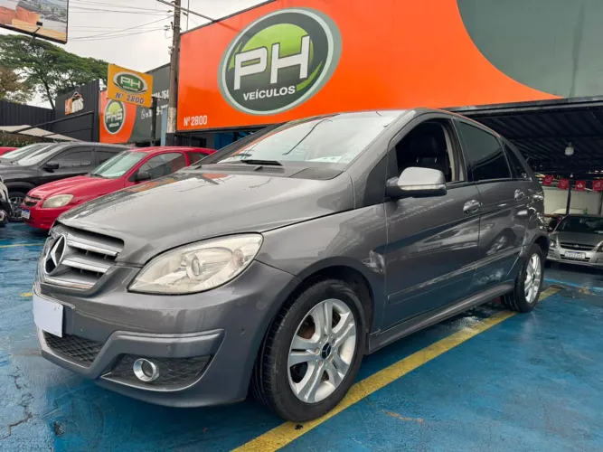 Mercedes-Benz Classe B 180 1.7 116cv Aut. 2011