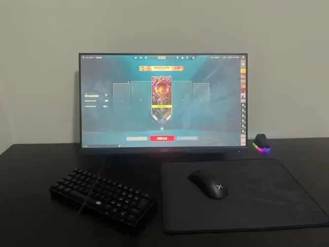 Monitor Gamer acer 180 Hz 0,5 ms 24 pol PISCANDO