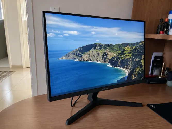 Monitor Samsung 32 UHD 4K