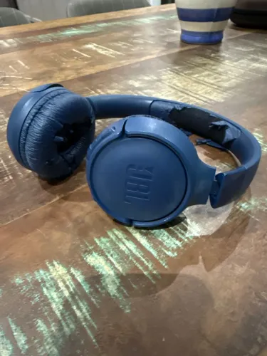 JBL Tune 520BT usado