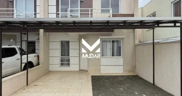 Sobrado semimobiliado 3 quartos com suíte Jardim Carvalho