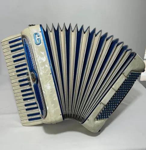 ACORDEON SANFONA Giulietti italiana ?!