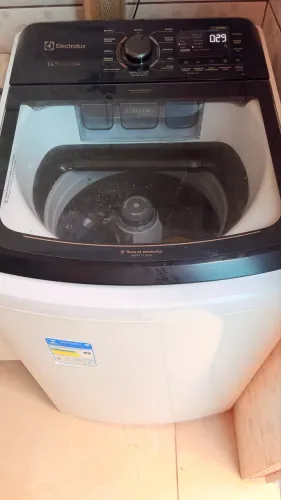 Máquina de Lavar - Electrolux 14kg PerfectCare
