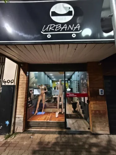 Vendo Loja completa com área de lazer (230m2) na região central de Ibiporã