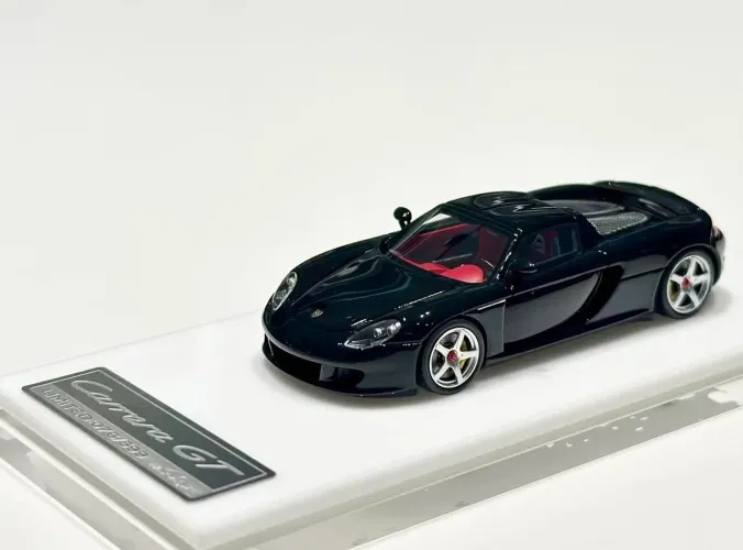 Cars Lounge Porsche Carrera GT - Resina 1:64