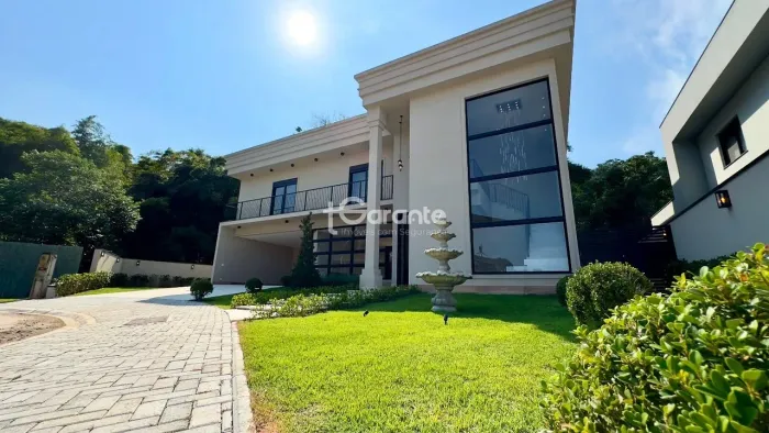 Casa de condomínio de Alto Padrão à venda em Atibaia