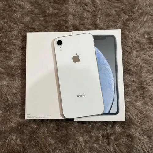 iPhone XR 