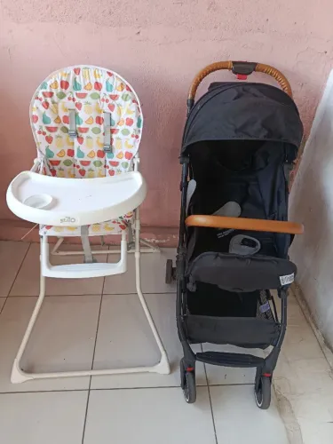 Carrinho e cadeirinha