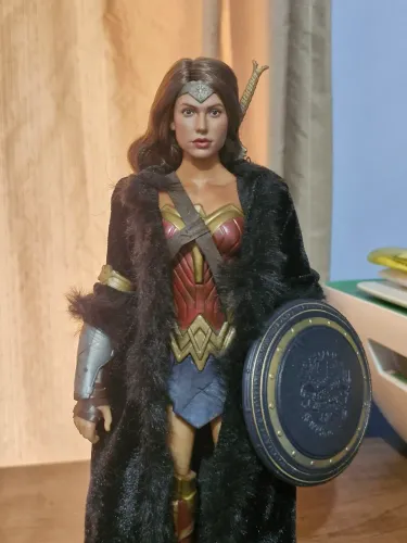 Boneca Mulher Maravilha 30 cm, custom Mattel Hot toys Nova