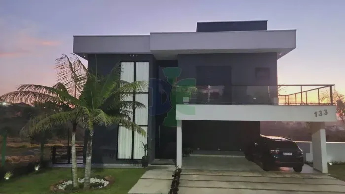 Sobrado de condomínio para aluguel e venda com 450m² com 3 quartos-Lago Dourado-Jacarei-SP